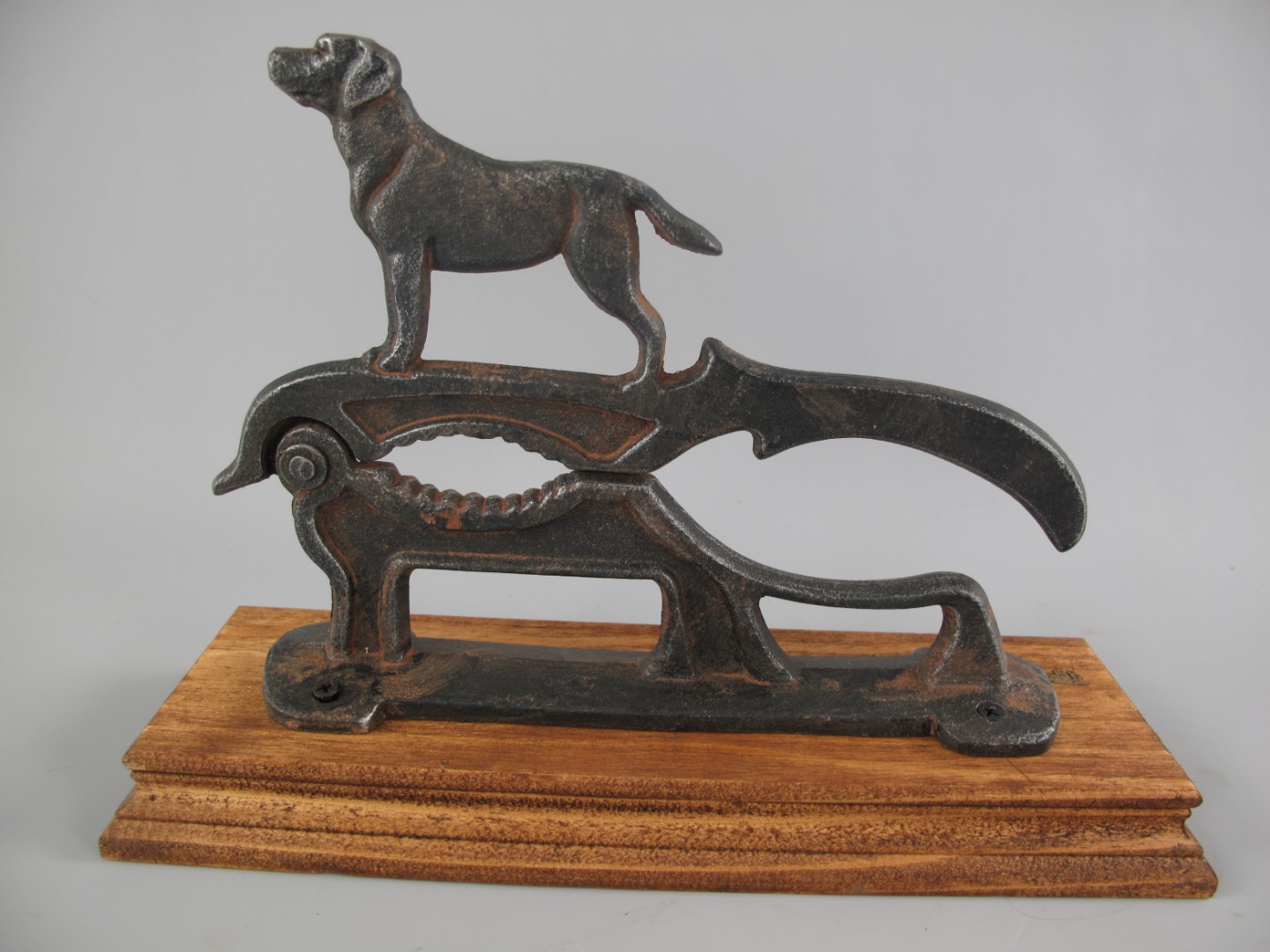 Nussknacker "Hund" aus Eisen im Antik Stil Nice Deko