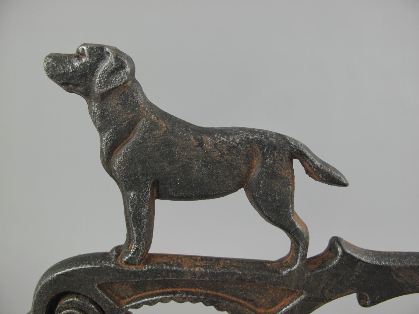 Nussknacker "Hund" aus Eisen im Antik Stil Nice Deko