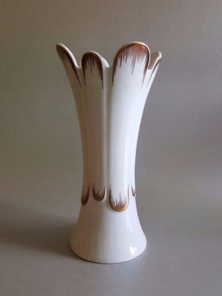 Eschenbach Porzellan Vase weiß mit Goldstaffage